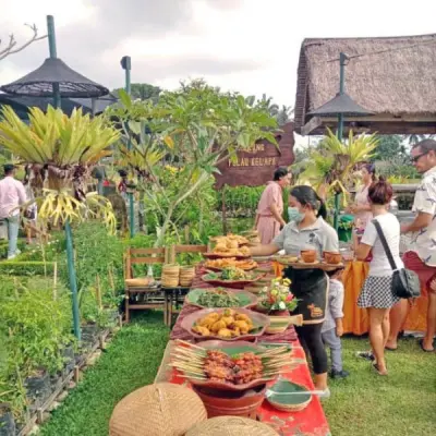 Cultural Context: Understanding Indonesian Food Culture - Indonesian cooking guide illustration
